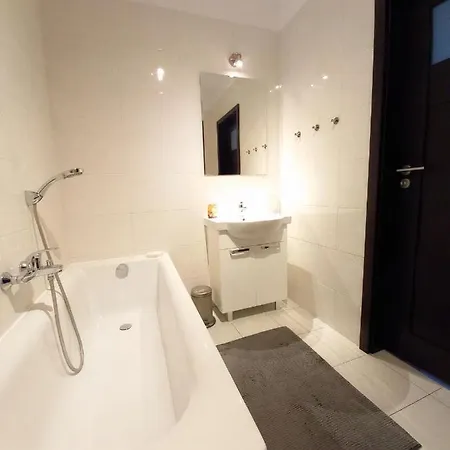 Apartamenty Warszawskie Delux Siedmiogrodzka Warsaw Exterior photo